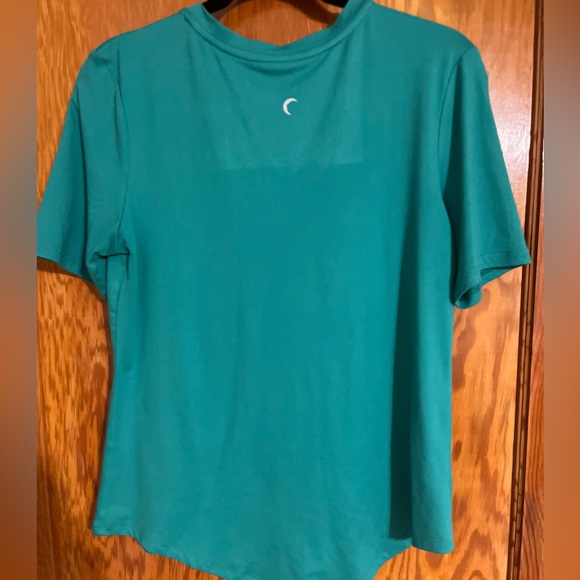 ZYIA Active V-Neck Top - Picture 3 of 3